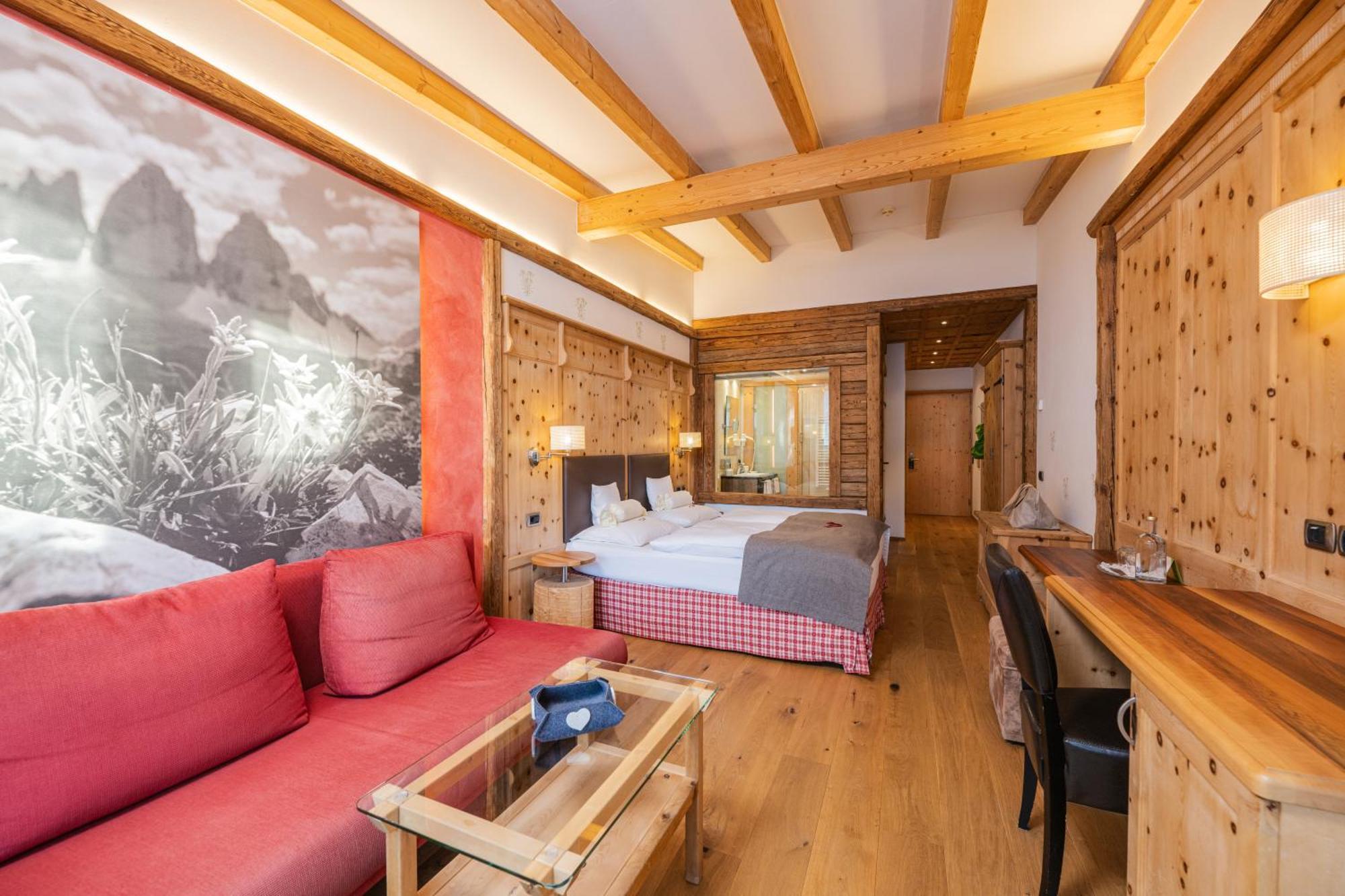 Alpenwellnesshotel St. Veit Sexten Exterior foto